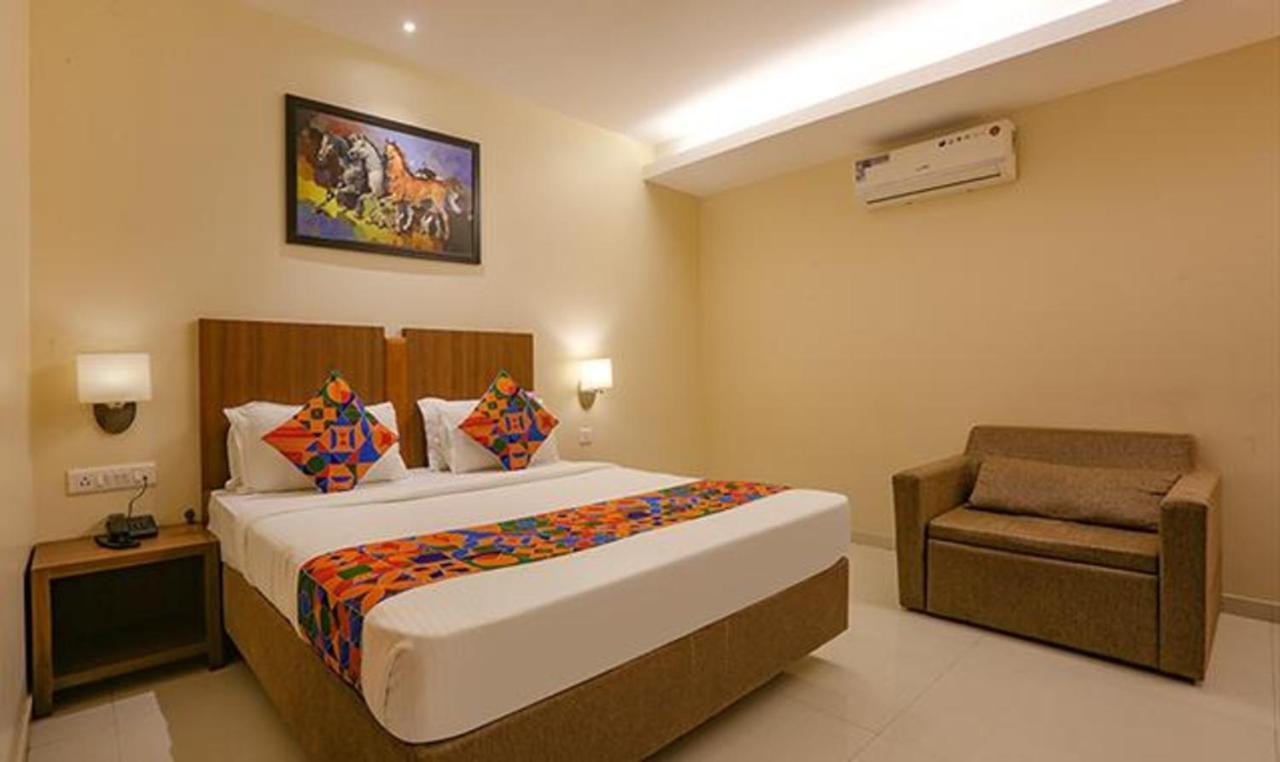 Fabhotel Royal International - Nr Mumbai International Airport Экстерьер фото