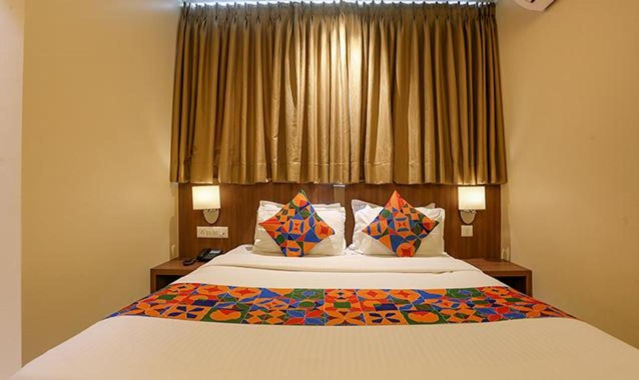 Fabhotel Royal International - Nr Mumbai International Airport Экстерьер фото
