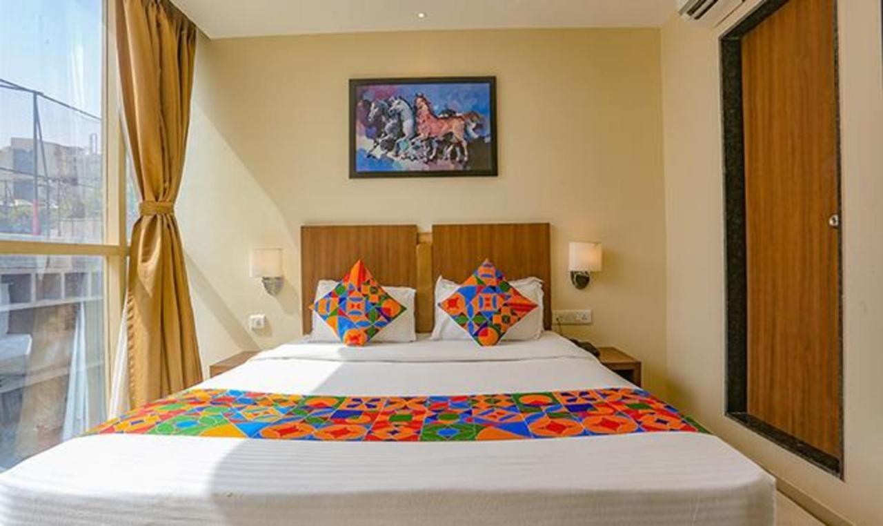 Fabhotel Royal International - Nr Mumbai International Airport Экстерьер фото